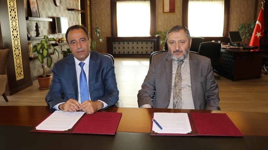 Bing&ouml;l &Uuml;niversitesi ile M&uuml;ft&uuml;l&uuml;k arasında işbirliği protokol&uuml;