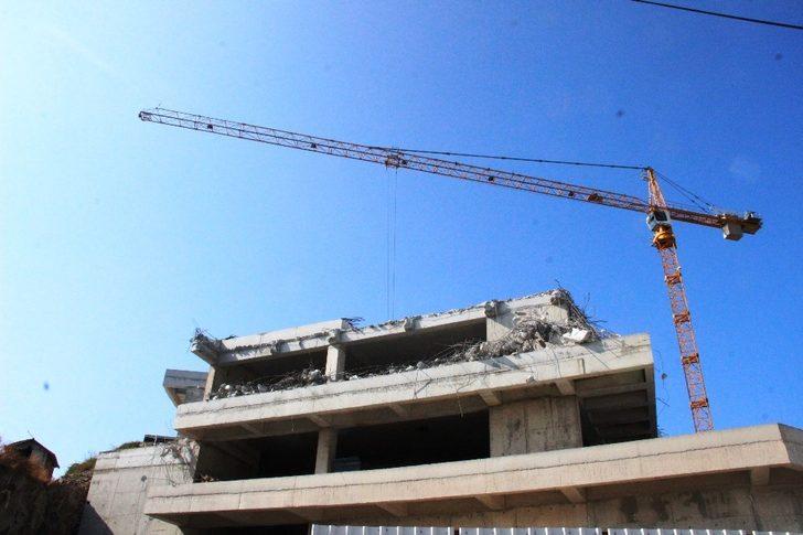 Milyon dolarlık yıkımlar devam ediyor G4