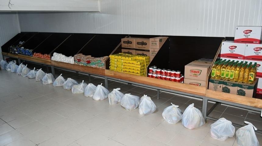 Karab&uuml;k&rsquo;te her ay 222 ihtiya&ccedil; sahibi aileye yardım