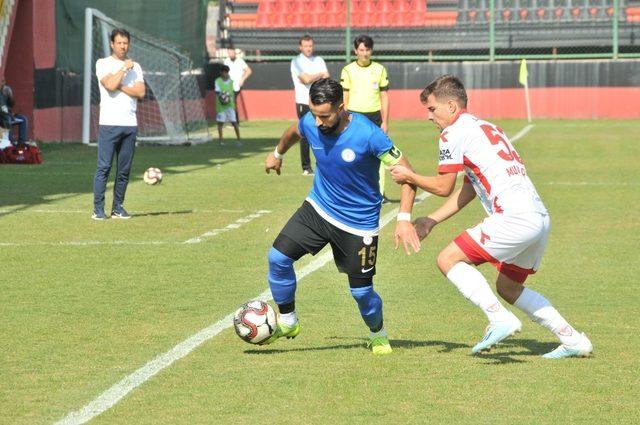 Karaköprü Belediyespor liderliğe yükseldi