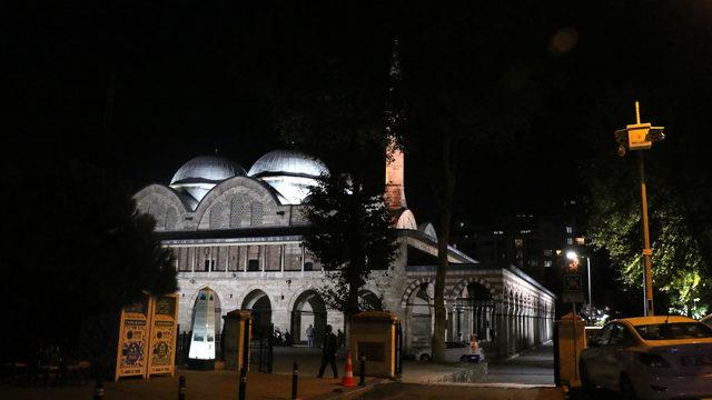 İstanbul'da 'Barış Pınarı Harekatı' için camilerde sela okundu 
