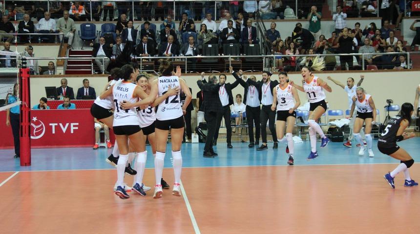 Spor Toto Şampiyonlar Kupası'nın Eczacıbaşı VitrA kazandı