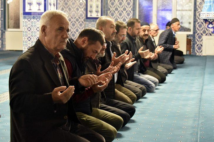 Gümüşhane’de eller semaya Barış Pınarı harekatı için kalktı G2