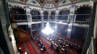 Vatandaşlar Barış Pınarı Harekatı'na destek için camilerde buluştu