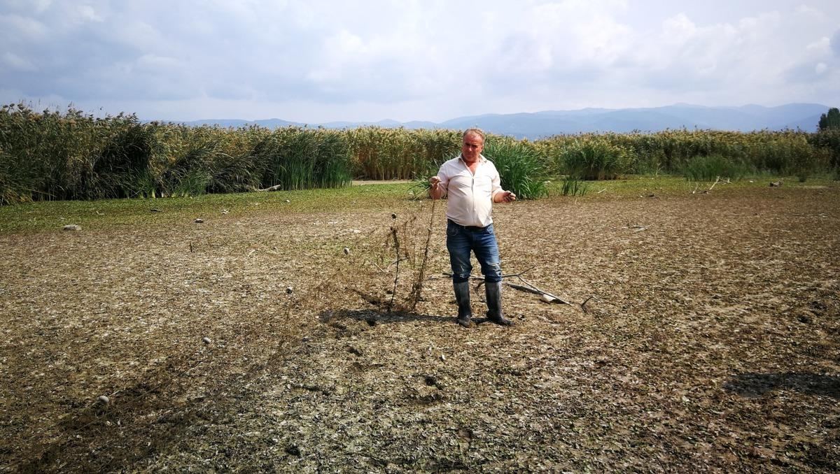 İznik G&ouml;l&uuml; metrelerce &ccedil;ekildi