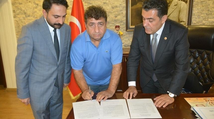 Ardahan Belediyesi&rsquo;nin k&uuml;lt&uuml;r-sanat projesine &ouml;nemli destek