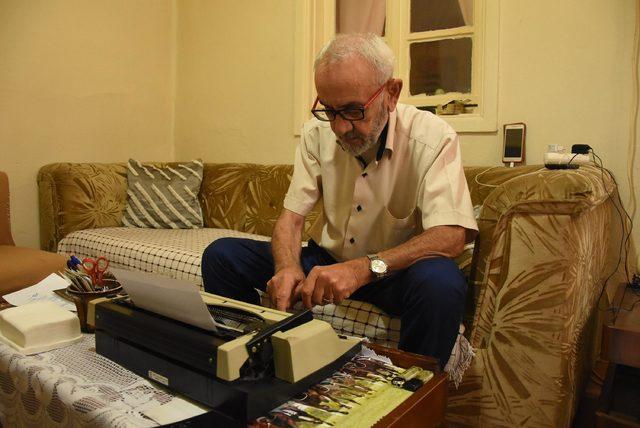 'Milyoner Ali', taksicilikten emekli olup, şiir kitabı çıkardı