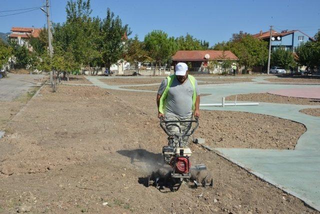 Gediz’e yeni yaşam alanları kuruluyor