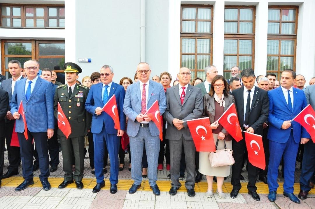 Atat&uuml;rk&rsquo;&uuml;n Manisa&rsquo;ya gelişinin 94&rsquo;&uuml;nc&uuml; yılı kutlandı