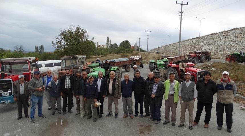 Domaniç’te ceviz üreticisinin hasat mutluluğu