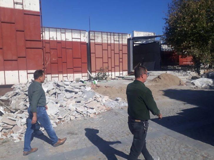 Başkan Ölçek, modern kütüphaneyi inceledi G2