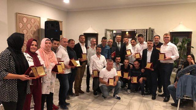 Biga’dan Amerika’ya uzanan ’Minar’ın çalışanları bir araya geldi