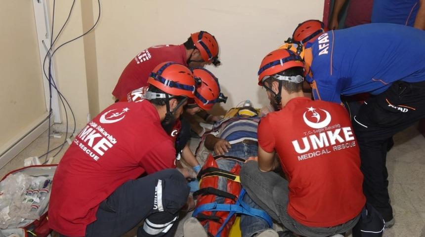 Kilis’te gerçeğini aratmayan deprem tatbikatı