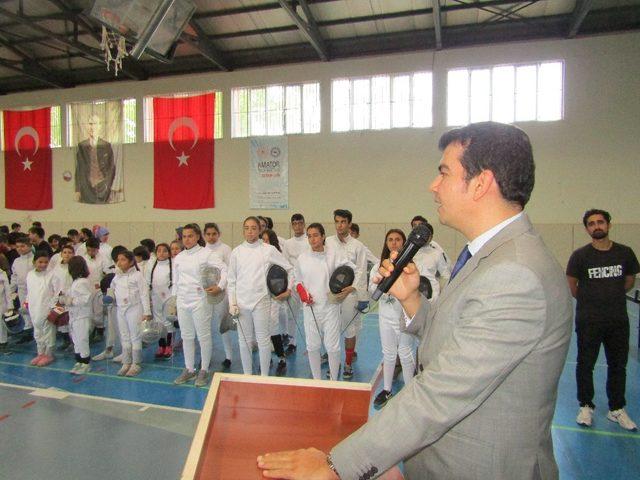 Gölbaşı ilçesinde amatör spor haftası başladı