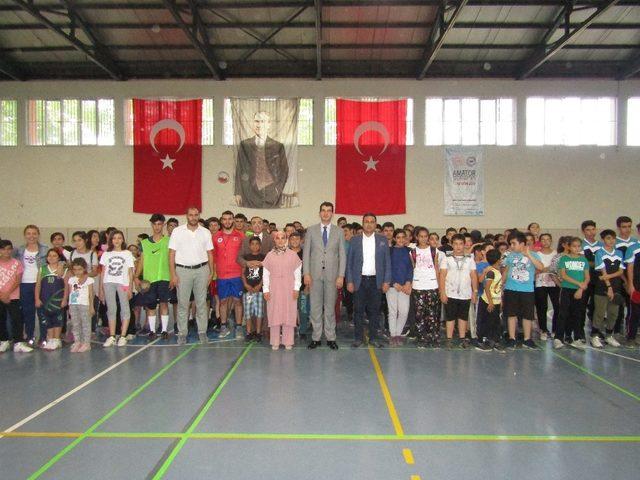 Gölbaşı ilçesinde amatör spor haftası başladı