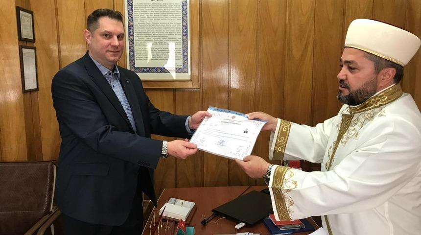 Alman iş adamı Turgutlu&rsquo;da M&uuml;sl&uuml;man oldu