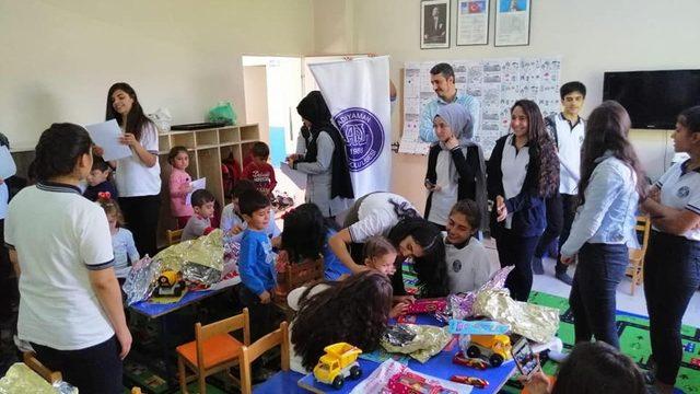 ‘Minik Kardeşimle Oynuyorum’ projesi uygulandı