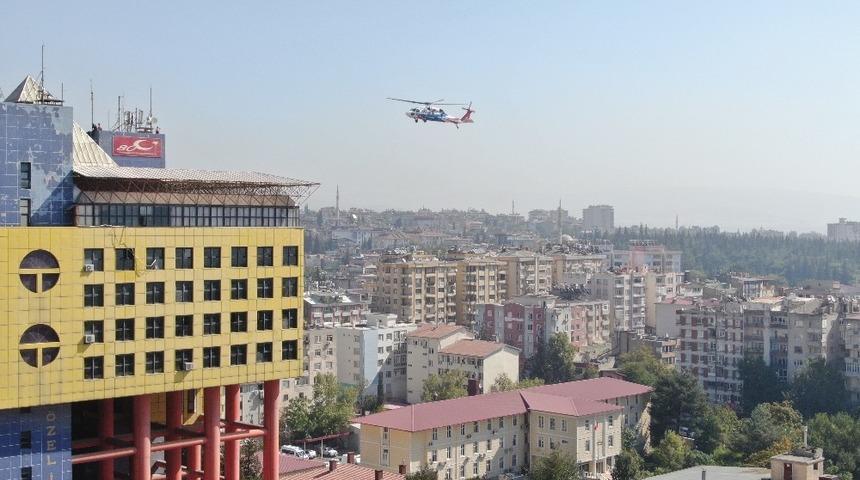 Ger&ccedil;eği aratmayan helikopterli yaralı kurtarma tatbikatı