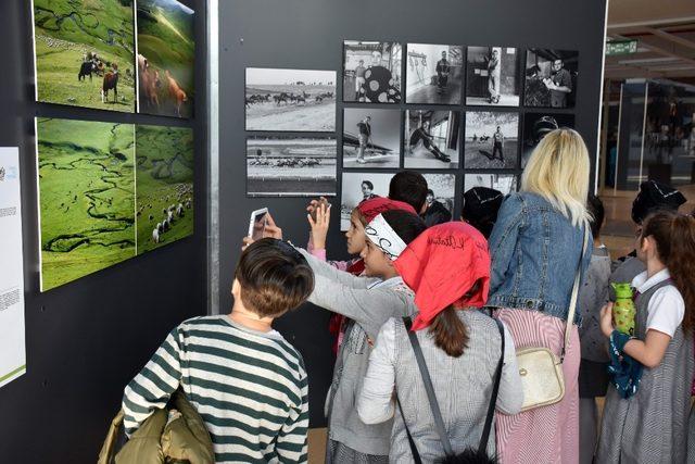 Foto Fest’e öğrenciler çıkarma yaptı