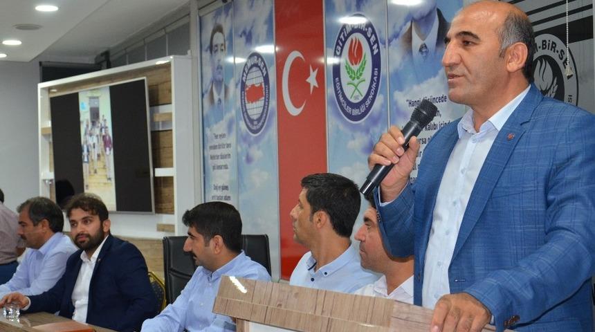 Başkan Deniz’den Barış Pınarı harekatına destek