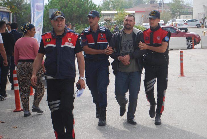 Ormanda kadın kıyafetiyle yakalandı G4