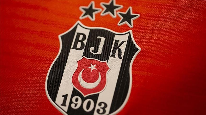 Beşiktaş'ta başkan adayları listelerini divan kuruluna teslim etti
