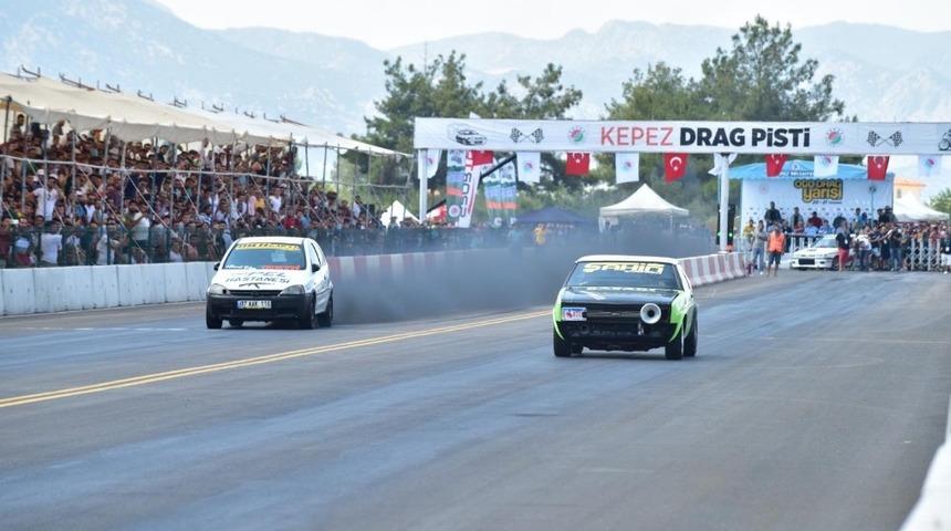 Hız tutkunları Kepez&rsquo;de buluşuyor