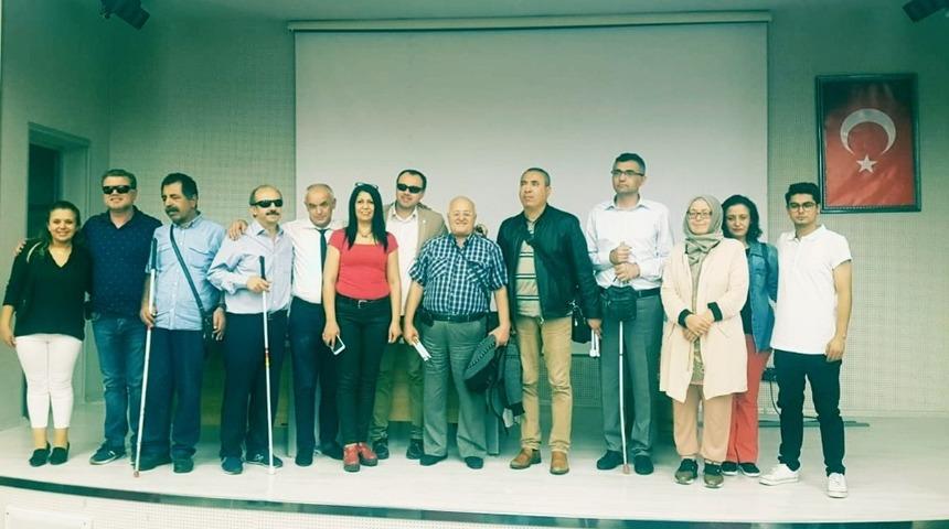 Altınokta K&ouml;rler Derneğinde Pehlivan g&uuml;ven tazeledi