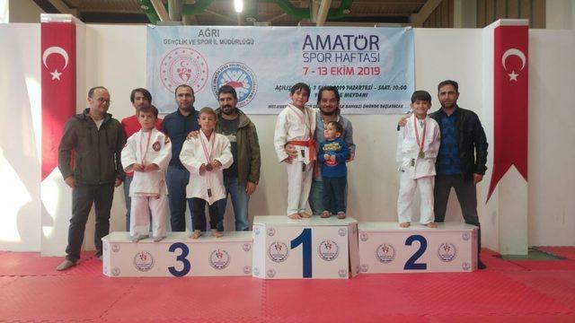 Ağrı’da ’’Amatör Spor Haftası’’ coşkuyla devam ediyor