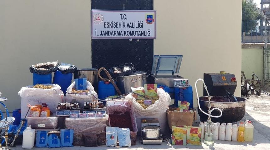 Jandarma ekiplerinden şok baskın