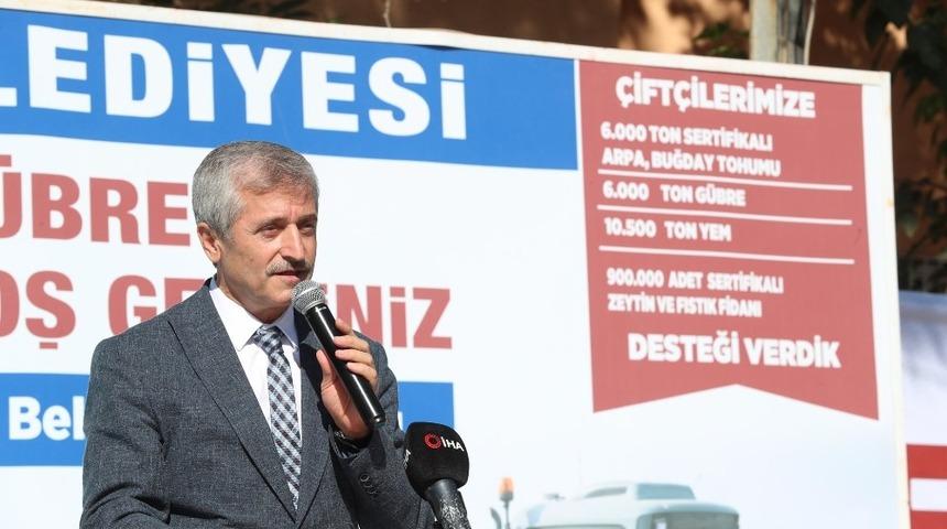 Çiftçi dostu başkan, desteğini sürdürüyor