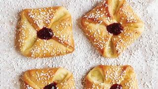 Kremalı Yumuşak Çörek