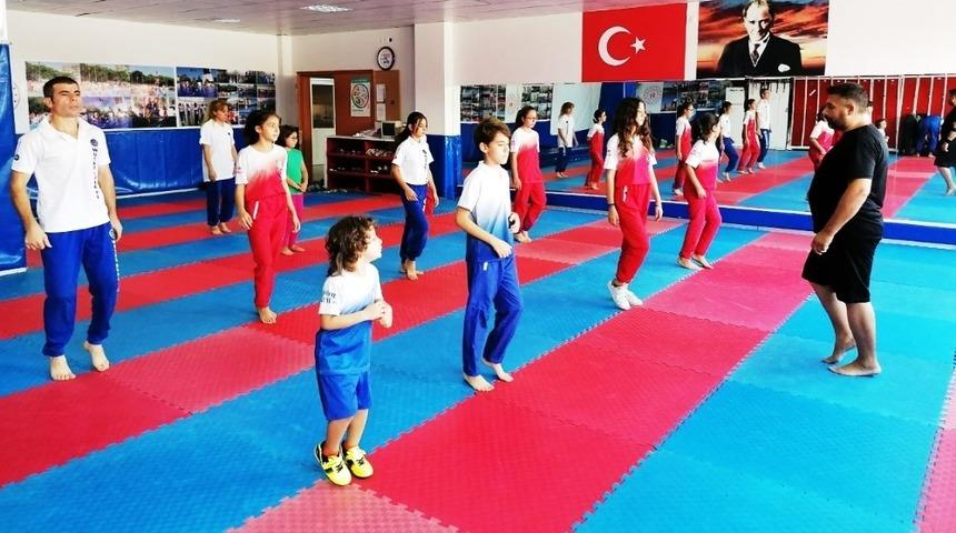 Yunusemre Belediyesinden kış &rsquo;Wushu Kung-Fu&rsquo; kursu