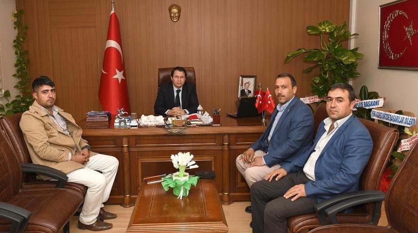 AK Parti İl&ccedil;e Başkanı Kuncu&rsquo;dan Kaymakam &Ccedil;e&ccedil;en&rsquo;e ziyaret