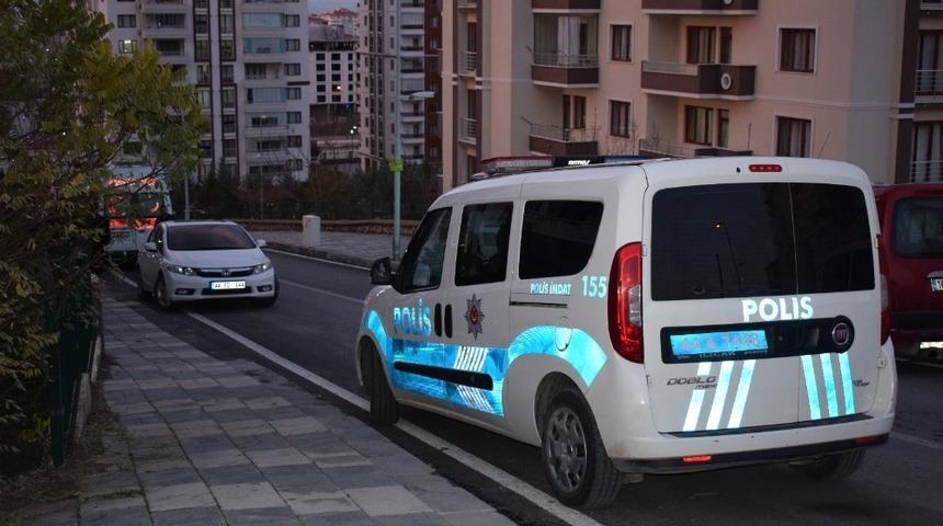 Malatya&rsquo;da evinde fenalaşan kadın kurtarılmadı