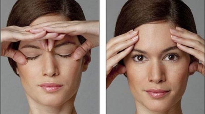 Kırışık &Ouml;nleyen Y&uuml;z Egzersizleri