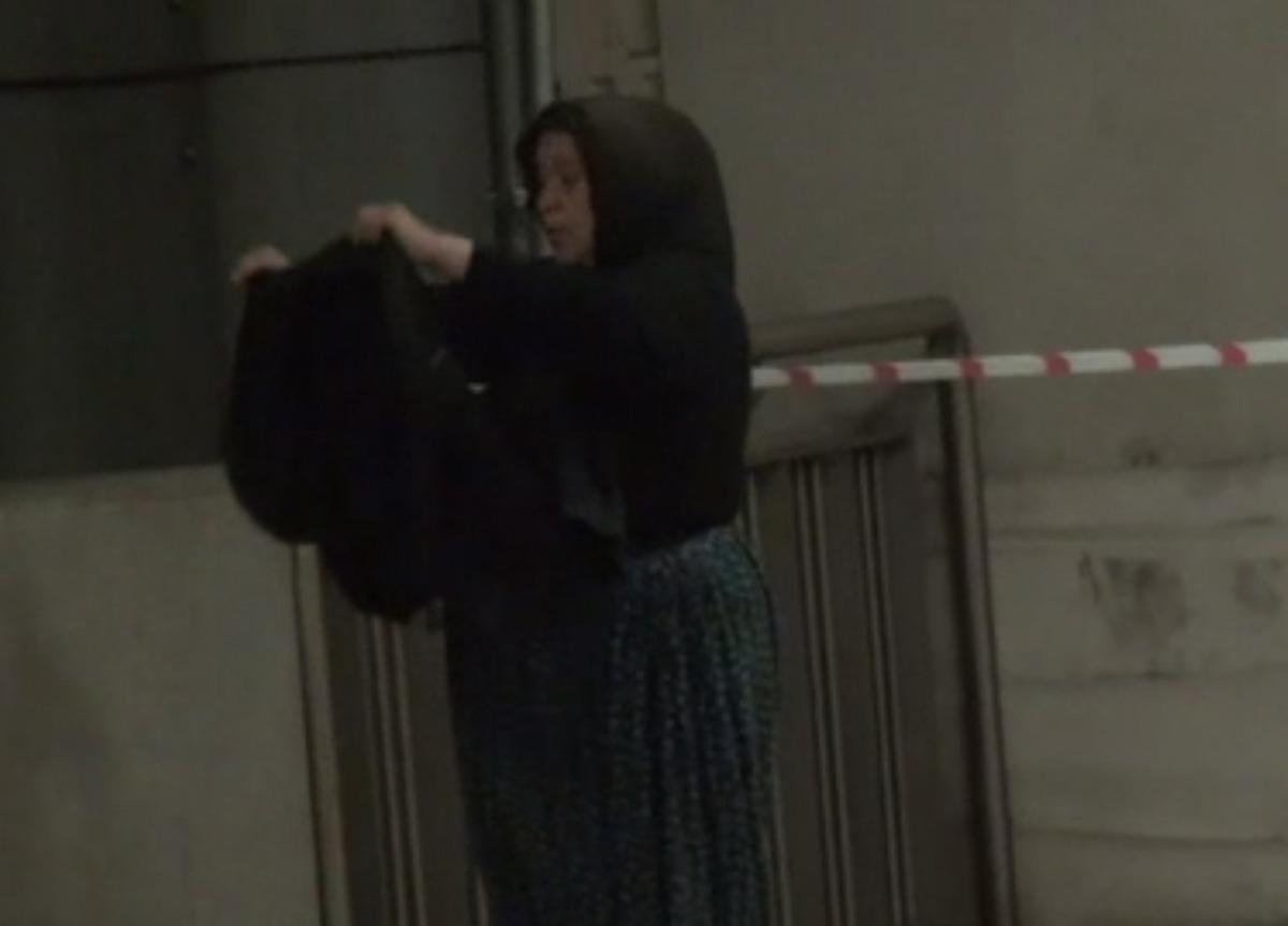 Dilencinin yaptıkları hayrete d&uuml;ş&uuml;rd&uuml;! İşe gidermiş gibi hazırlandı