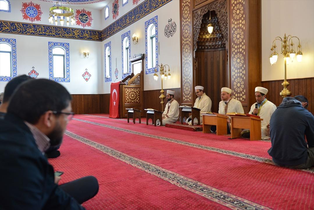 Avustralya'da Mehmet&ccedil;ik i&ccedil;in dua edildi