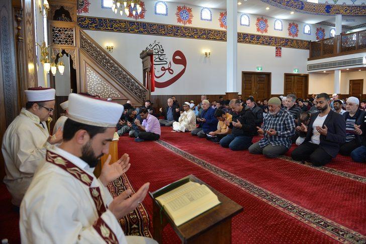 Avustralya'da Mehmetçik için dua edildi G2