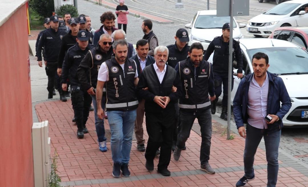 Sahte peygamberin evinde &ccedil;ok miktarda para ele ge&ccedil;irildi