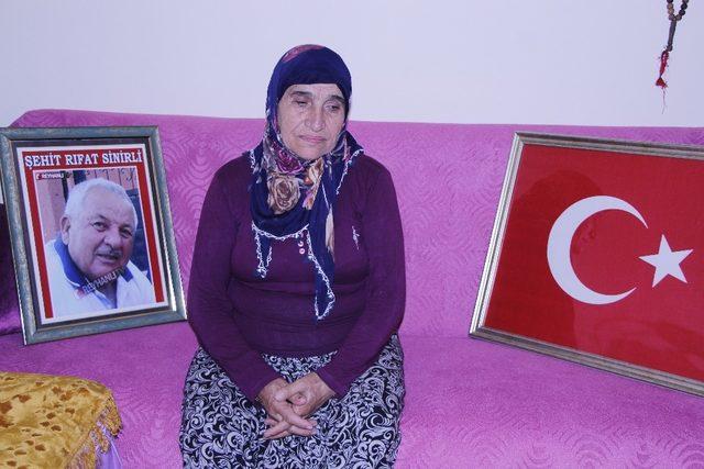 YPG’nin roketle şehit ettiği Rıfat Sinirli’nin eşinden Barış Pınarı Harekatı’na destek