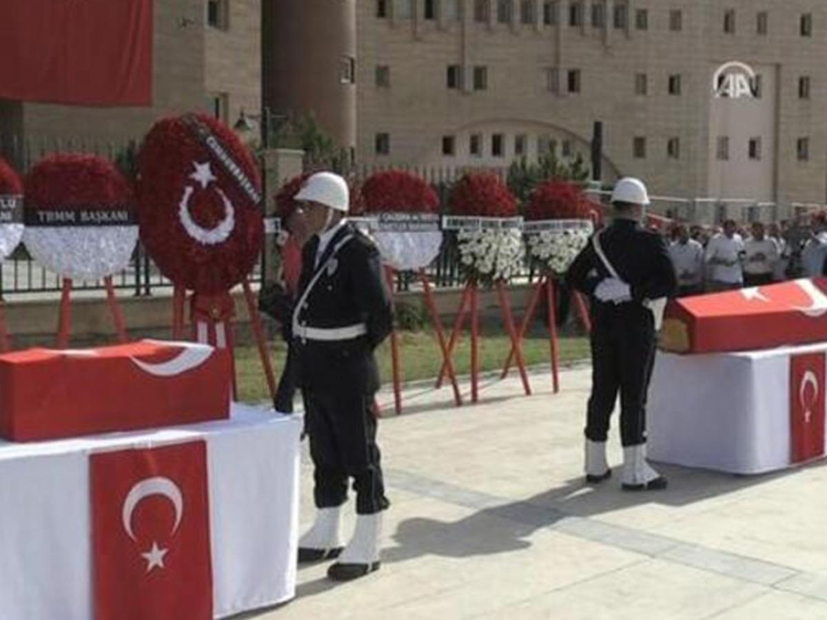Ak&ccedil;akale'deki saldırıda şehit olan Muhammed Omar ve Cihan G&uuml;neş i&ccedil;in t&ouml;ren d&uuml;zenlendi