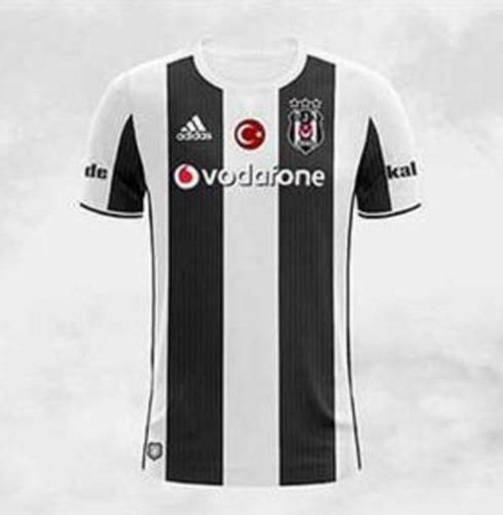 Beşiktaş'ın 3 yıldızlı yeni sezon formaları G5