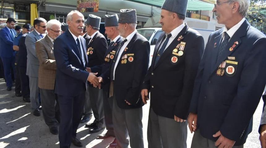 Başkan Davut Aydın: "Şanlı T&uuml;rk ordusu d&uuml;nyaya yayılacak olan Barış Pınarlarını a&ccedil;tı"