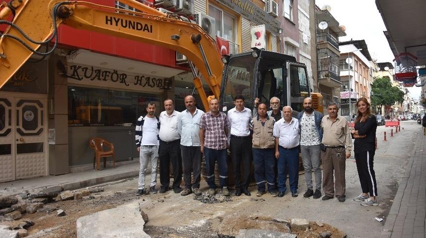 Başkan &Ouml;zcan, Nazilli&rsquo;de yol yenileme &ccedil;alışmalarını inceledi