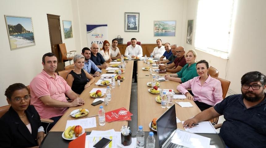 &lsquo;Alanya&rsquo;nın G&ouml;zleri&rsquo; yarışmasında toplam para &ouml;d&uuml;l&uuml; 17 bin 500 TL