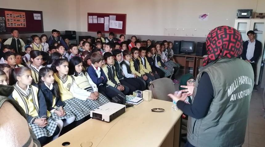 Muradiye&rsquo;de &ouml;ğrencilere y&ouml;nelik &ldquo;biyolojik &ccedil;eşitlilik&rsquo;&rsquo; eğitimleri
