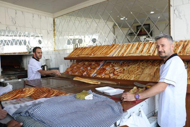 Sivas pidesinin geliri Mehmetçiğe