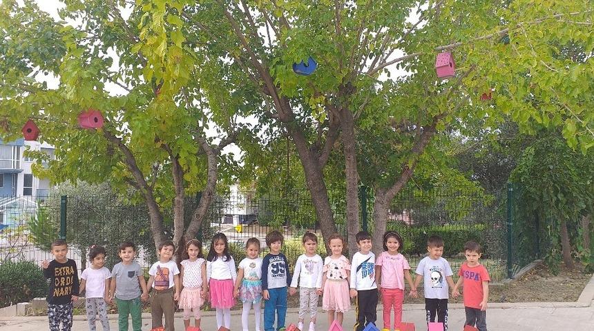 AD&Uuml;&rsquo;l&uuml; minikler kuş evi yaptı