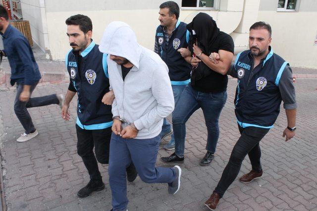 Kayseri'de muhtarı dolandıran 5 kişi yakalandı